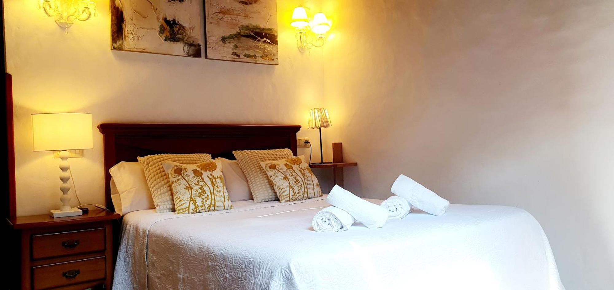El Juacu Guest House Llanes Exterior photo